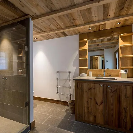 D'exception Courchevel, 12 Pers, Prestations De Gamme - Fr-1-575-238 Chalet *